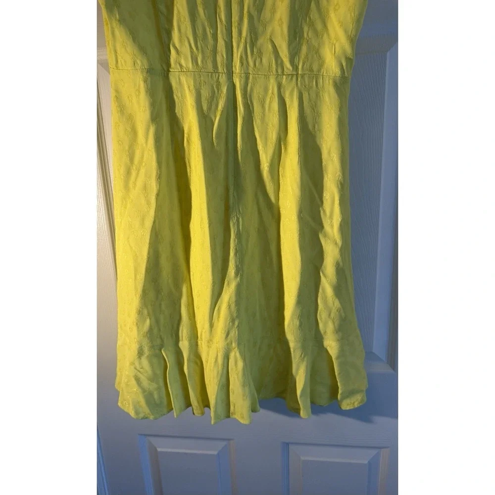 A Loves A Dress Womens Large Yellow Floral Jacquard Ruffle Hem Sleeveless V-Neck